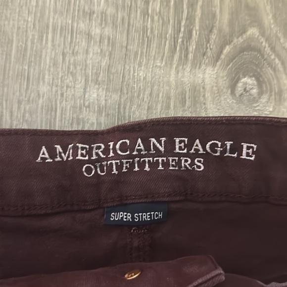 American Eagle maroon jean shorts size 2 - Picture 4 of 7